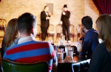 vente privée Dîner-spectacle gourmand à LÂne qui rit