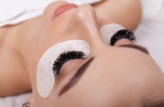 vente privée Mise en beauté du regard avec Mentally Strong