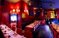 vente privée Dîner-spectacle gastronomique pour 2 à La main au panier