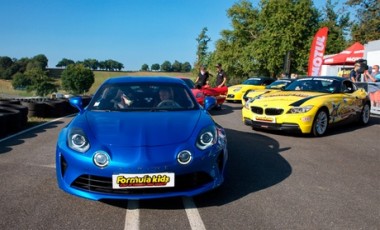 vente privée Découverte 4 : de 9 ans à 18 ans 3 tours au volant d une BMW Z4