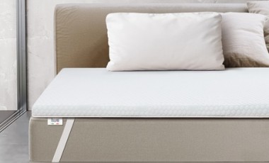 vente privée Surmatelas en mousse à mémoire de forme de The White Stone : 130 x 200
