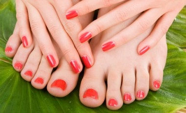vente privée Pose de vernis semi-permanent sur mains ou pieds