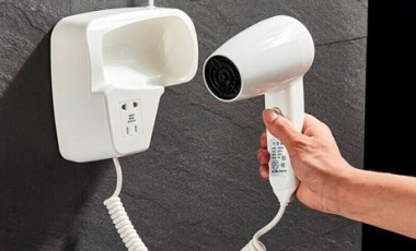 vente privée Sèche-cheveux mural puissance de 1300 W