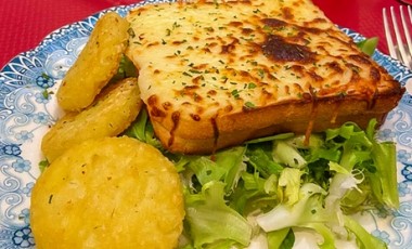 vente privée Pour 2 personnes : croque-monsieur au choix avec salade et röstis