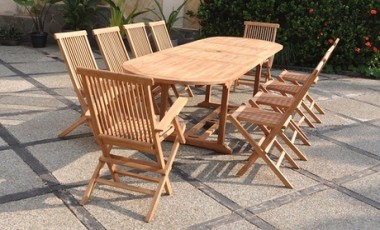 vente privée Salon d extérieur Adagna en teck massif de Kocoon Paris : Adagna 10 - Table ovale avec 8 chaises et 2 fauteuils