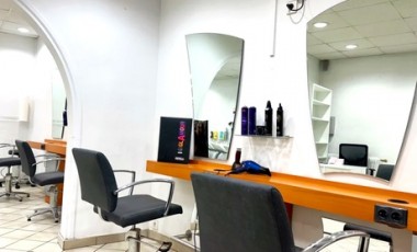 vente privée Couleur Shampoing coupe et brushing pour cheveux courts mi-longs et longs