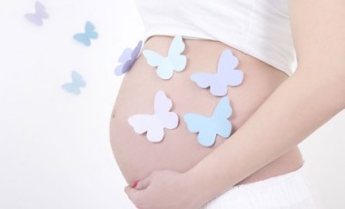 vente privée Shooting photo pour femme enceinte avec présence du deuxième parent d 1h et 1 tirage photo 20x30 offert