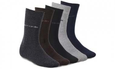 vente privée Lot de 18 ou 30 paires de chaussettes de la marque Pierre Cardin, coloris et pointure au choix, livraison offerte