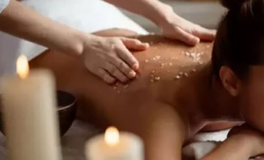 vente privée Session de massage du corps entier et de gommage d 1h