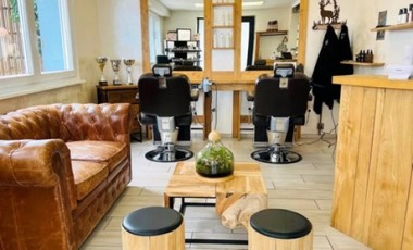 vente privée Shampoing coupe et brushing valable sur cheveux courts mi-longs longs