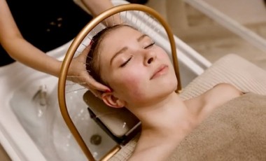 vente privée Session head spa d 1h avec massage californien de 30 min.