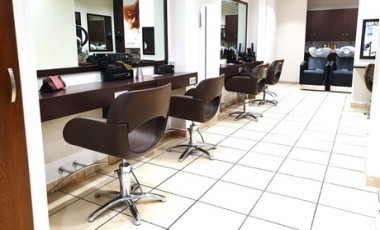 vente privée Balayage shampoing coupe et coiffage pour cheveux courts mi-longs longs