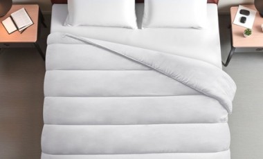 vente privée Couette d hiver 300 g en microfibre : 250 cm x 200 cm