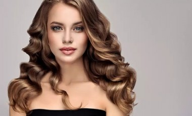 vente privée Shampoing coupe et brushing valable pour toutes longueurs de cheveux