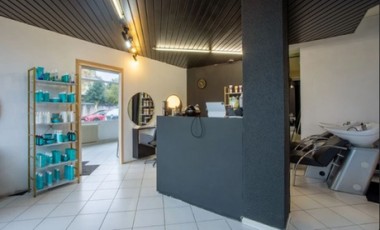 vente privée Formule shampoing avec balayage mèches sur cheveux mi-longs