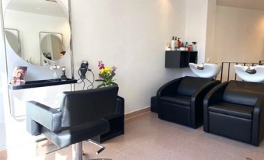 vente privée Shampoing coupe brushing - Valable sur cheveux courts à longs