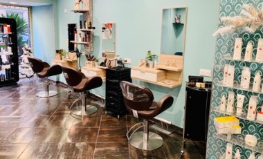 vente privée Pour cheveux en dessous des épaules : forfait shampoing coupe brushing et soin
