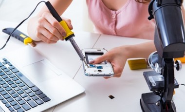 vente privée Réparation d écran d un iPhone 12 / 11 pro / 12 pro