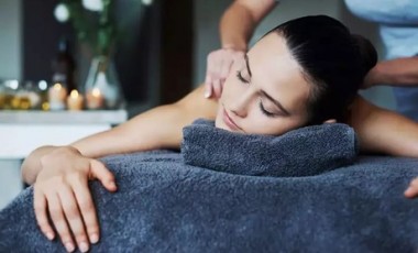 vente privée Massage bien-être californien d 1h - 1 personne - le week end