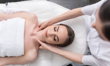 vente privée Massage détente vitalité ou spécifique de 30 min. - pour femmes uniquement