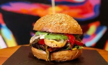 vente privée Pour 2 personnes : menu avec un burger et un accompagnement au choix