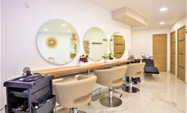 vente privée Shampoing coupe et brushing valable pour cheveux courts mi-longs et longs