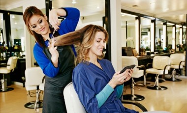 vente privée Shampoing coupe brushing et soin botox pour toutes longueurs de cheveux