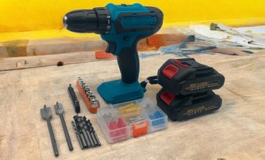 vente privée Boîte à outils 100 pièces avec perceuse-visseuse sans fil