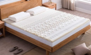 vente privée Surmatelas à mémoire de forme Cambridge de Sampur : 140 x 190-200 cm