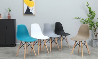 vente privée Chaises Christie : 2 chaises / Noir