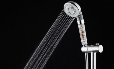 vente privée Douchette eau ionique antibactérienne Herzberg : x2