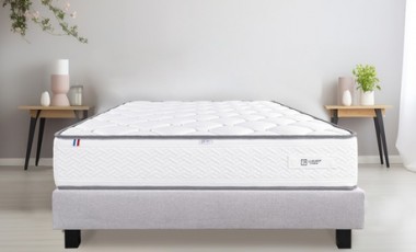 vente privée Matelas Iris avec mousse haute densité et épaisseur de 20 cm : Matelas seul / 140 x 200 cm