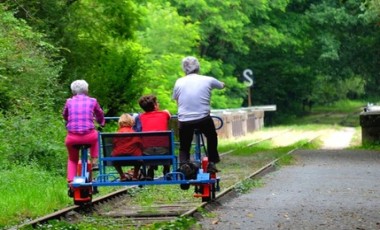vente privée Balade en Vélo-rail (jusqu à 4 à 5 personnes ) le matin