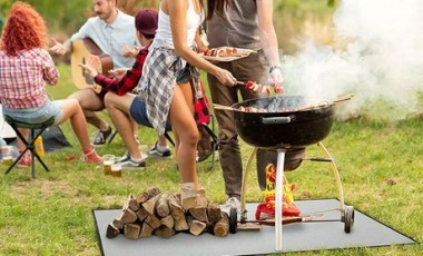 vente privée Tapis de sol pour barbecue tissu en fibre de verre : 80 x 80 cm / x2