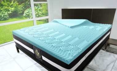 vente privée Surmatelas Highland à mémoire de forme Sampur : 140 x 200 cm