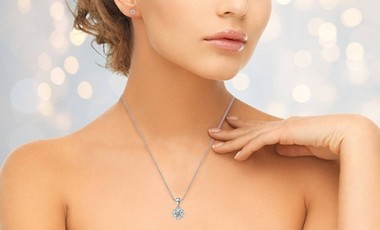 vente privée Collier et boucles d oreilles avec cristaux Swarovski ® d Eira Wen ® : Pendentif Orbit / Argenté