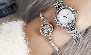 vente privée Ensemble bracelet et montre assortis avec strass : Or