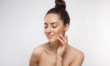vente privée Soin Hydrafacial et Microneedling de 90 min