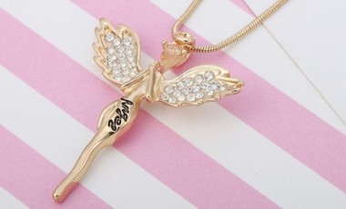 vente privée Collier avec pendentif ange gardien: x2 / Argent