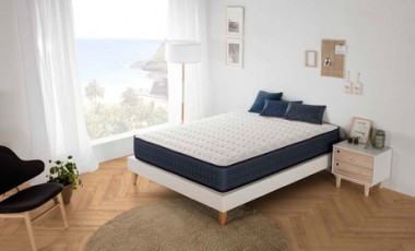 vente privée Matelas Imperial à mémoire de forme : 135 x 190 cm