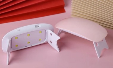 vente privée Mini lampe UV pour le vernis à ongles