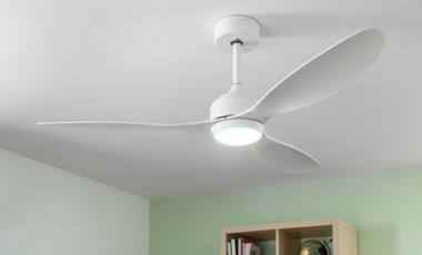 vente privée Ventilateur de plafond LED avec 3 pales d Innovagoods : Effet bois